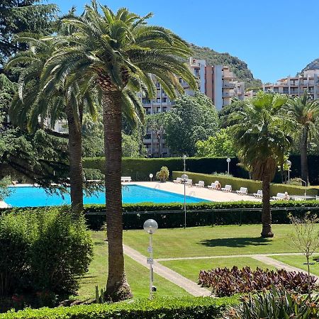 My Resid Appart Cannes Marina Vue Piscine Apartment Манделю-ла-Напул Екстериор снимка