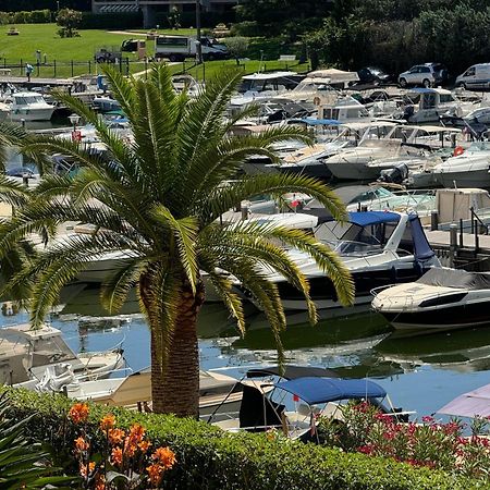 My Resid Appart Cannes Marina Vue Piscine Манделю-ла-Напул Екстериор снимка