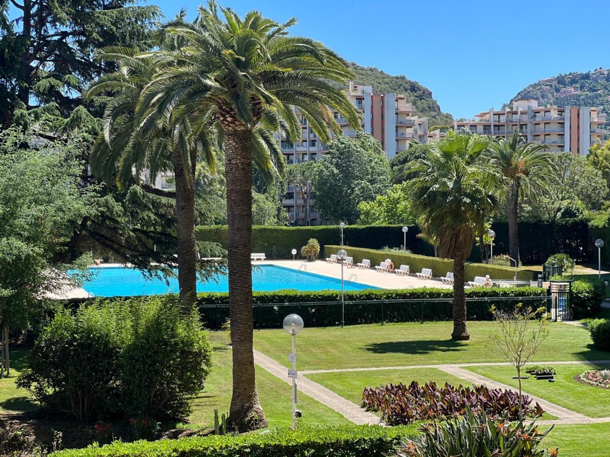 My Resid Appart Cannes Marina Vue Piscine Apartment Манделю-ла-Напул Екстериор снимка